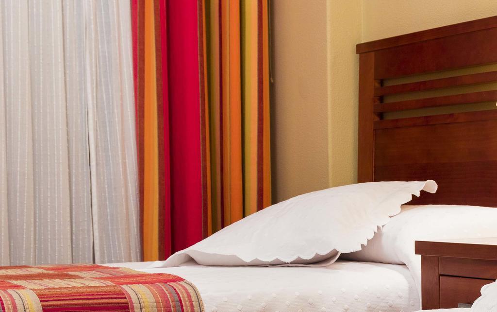 Hostal La Carballinesa Сантьяго-де-Компостела Екстер'єр фото