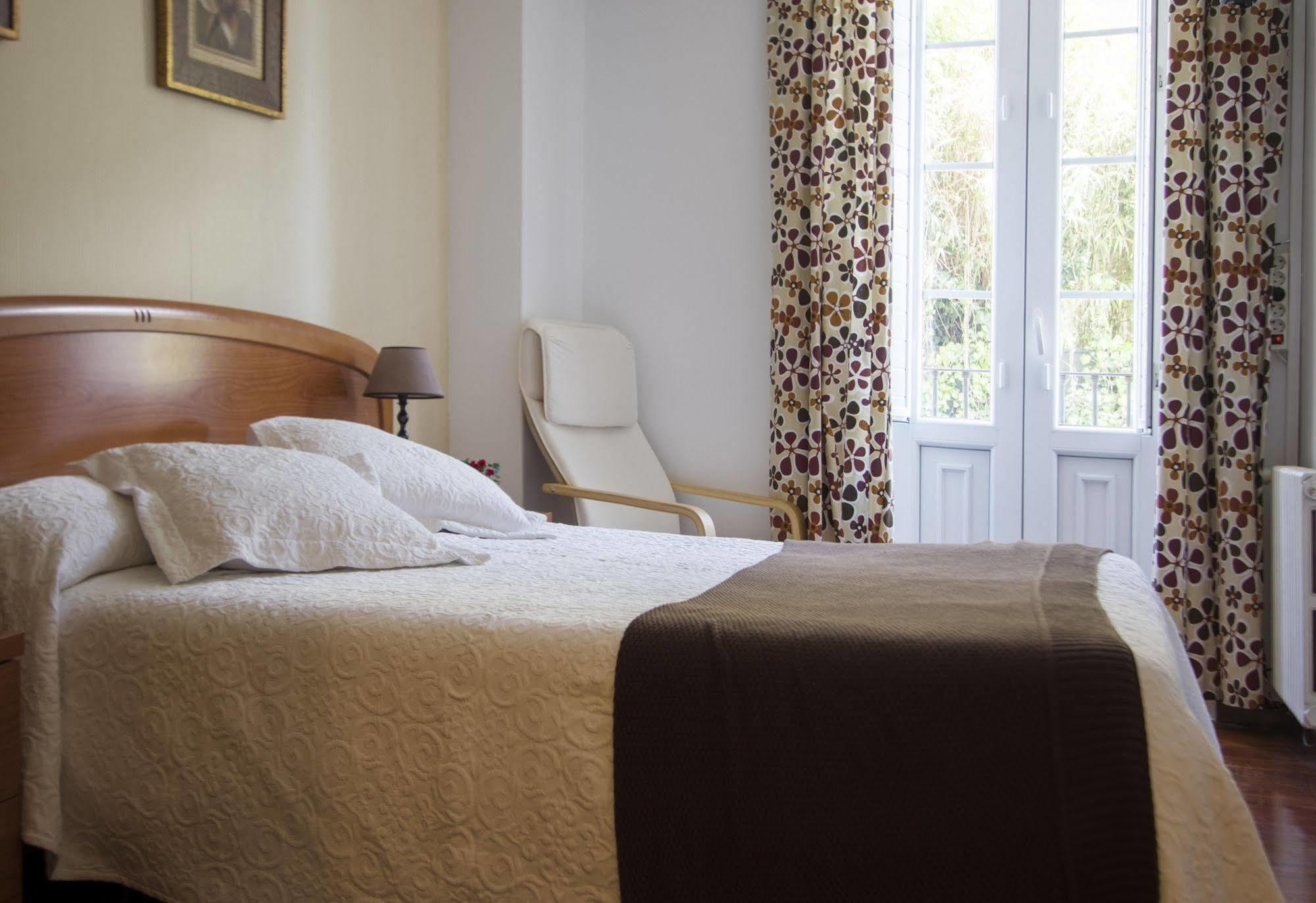 Hostal La Carballinesa Сантьяго-де-Компостела Екстер'єр фото
