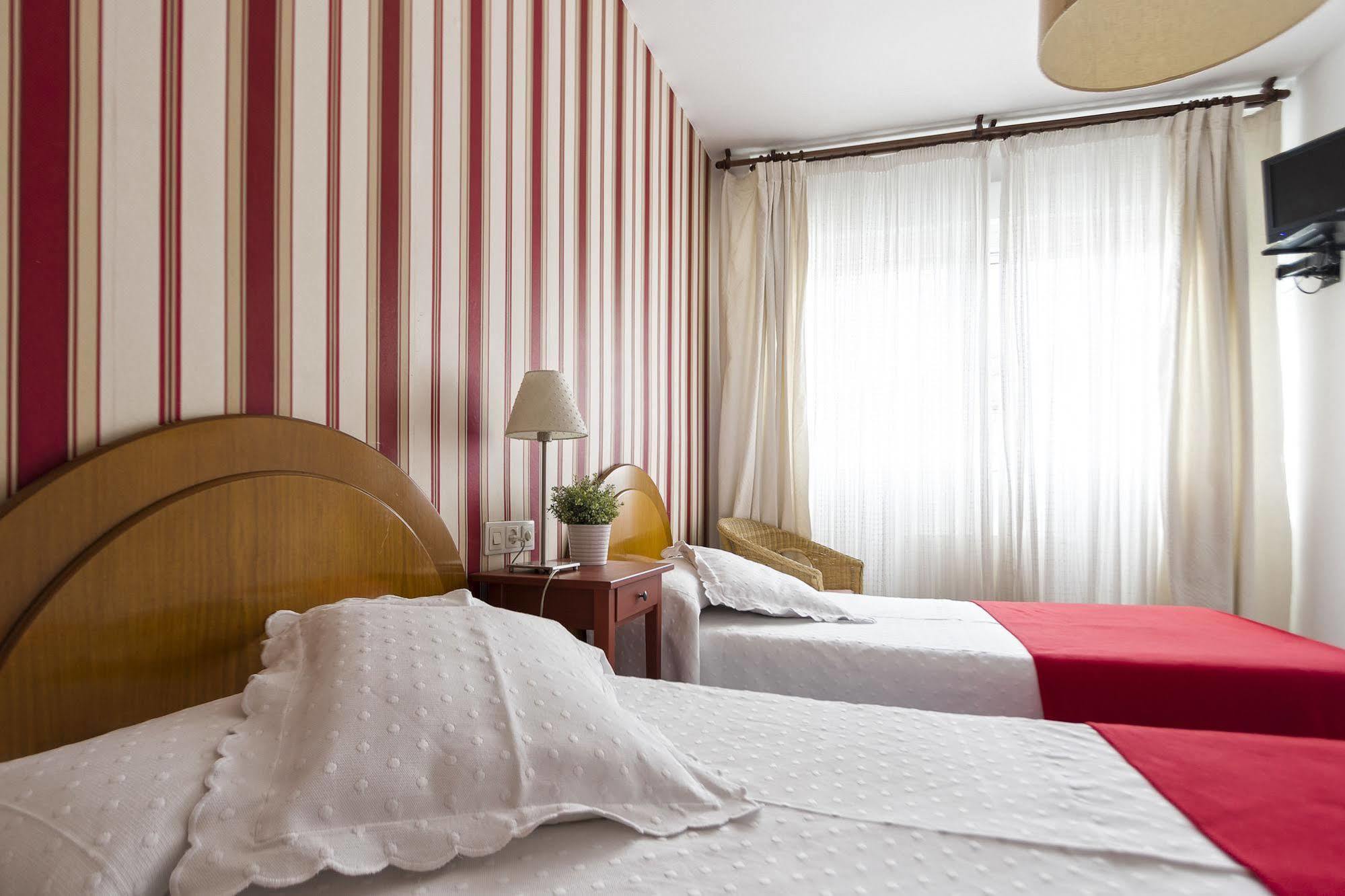 Hostal La Carballinesa Сантьяго-де-Компостела Екстер'єр фото